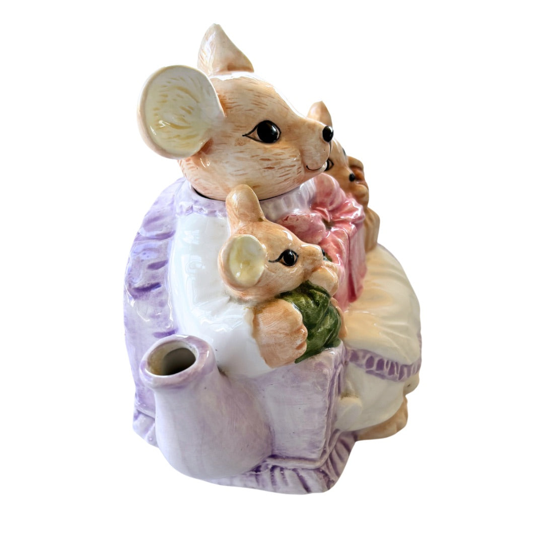 Kitsch Vintage Handpainted Teapot Mouse Family